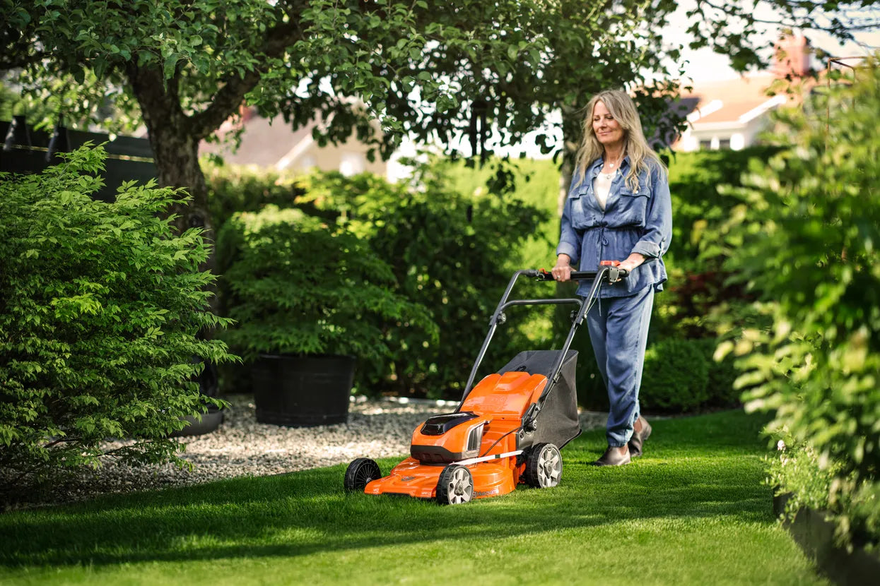 Husqvarna LC 142i – Tondeuse à Batterie